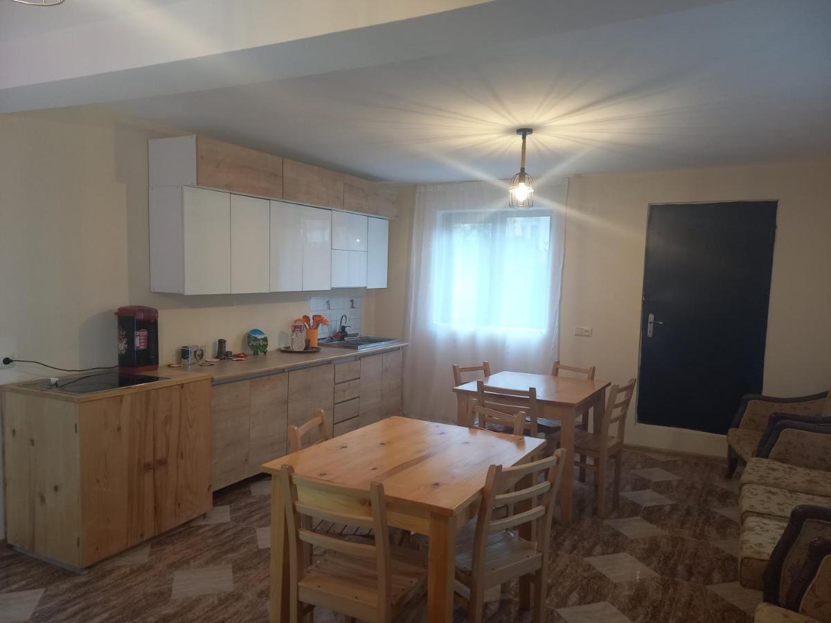 Saba Hotell Mestia Exteriör bild