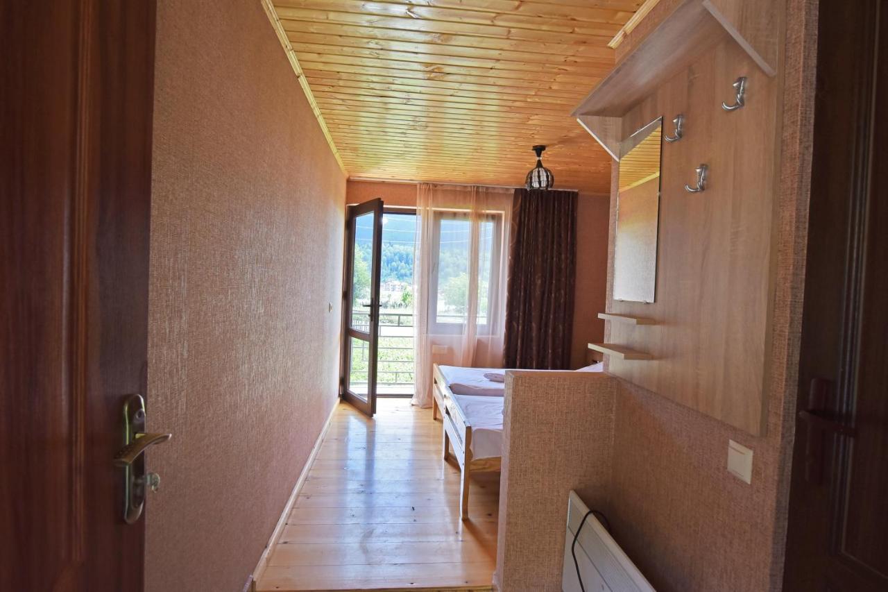 Saba Hotell Mestia Exteriör bild